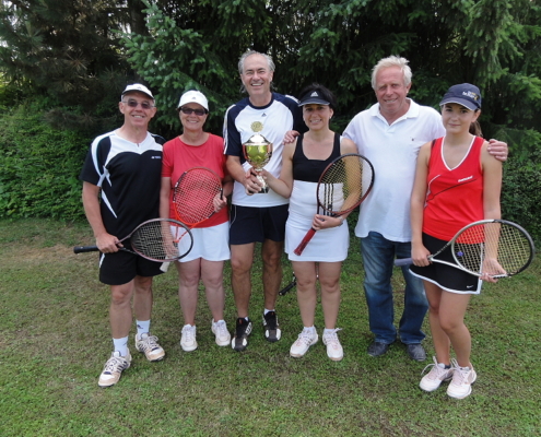 Die Platzierten: Sabine/Mathias (1.), Andrea/Reinhard (2.), Deborah/Laszlo (3.)